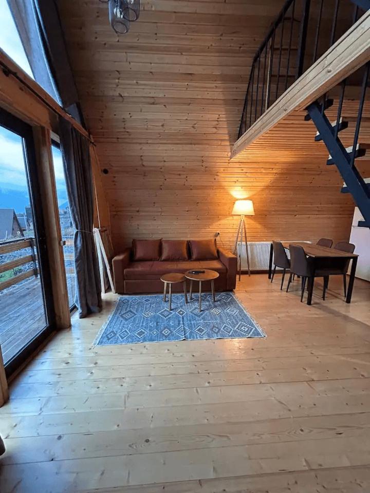 A&B Cottages Степанцмінда Екстер'єр фото