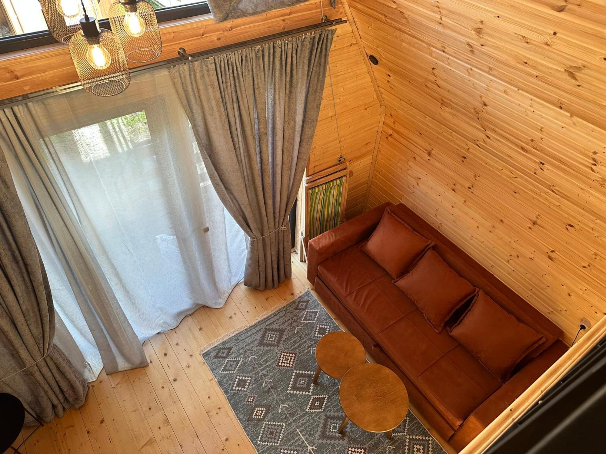 A&B Cottages Степанцмінда Екстер'єр фото